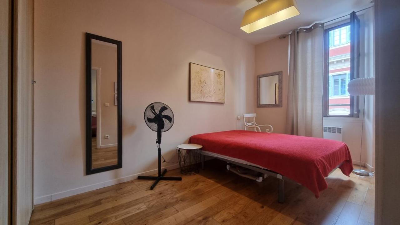 Appartement En Plein Coeur De Vieille 尼斯 外观 照片